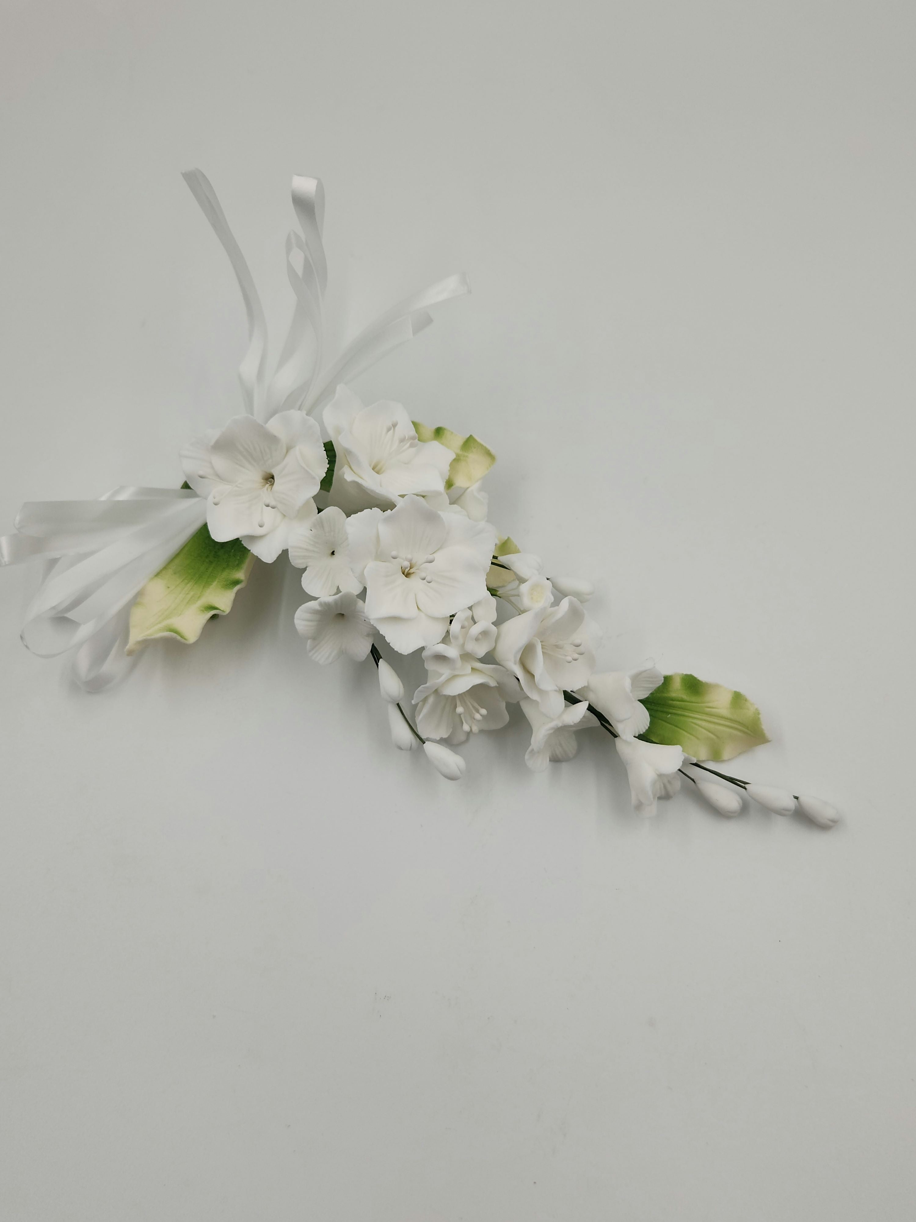 Lily Open Spray 1pc. white (510)