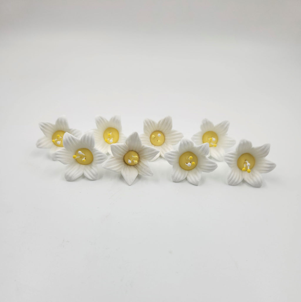 Gumpaste Floreal Flower 40mm 8pc. White (560)